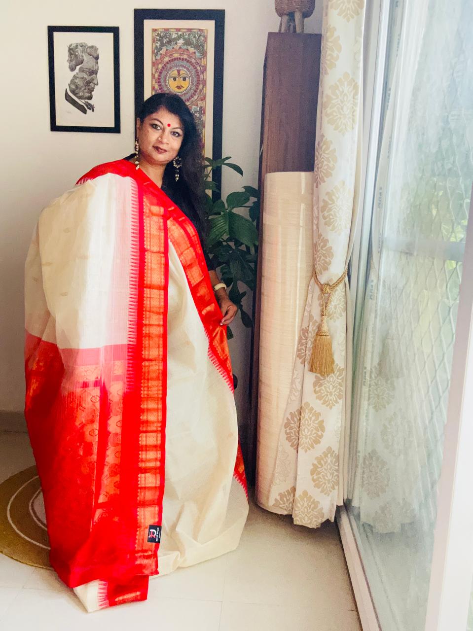 Handcrafted White Gadwal Cotton Saree with Red Zari Border