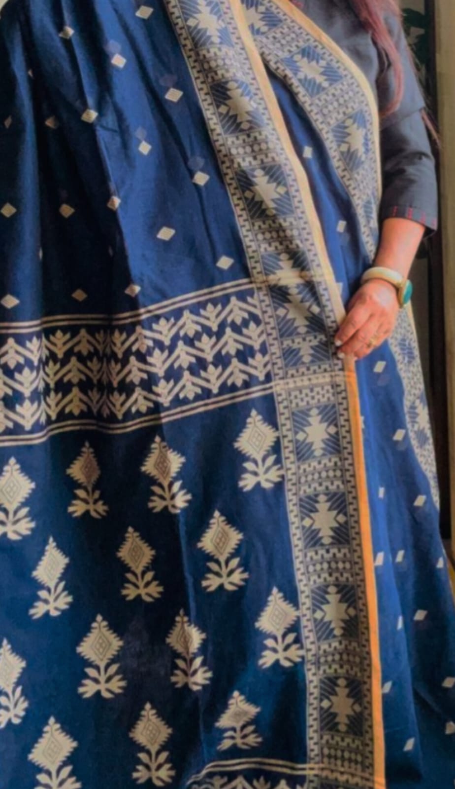 Handcrafted Navy Blue Cotton Khadi Jamdani Saree