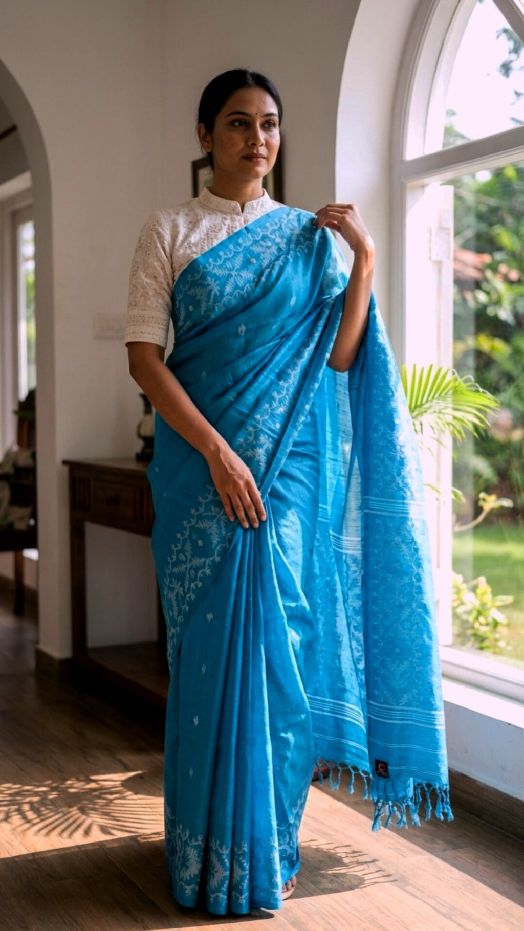 Handwoven Tussar Jamdani (Blue)